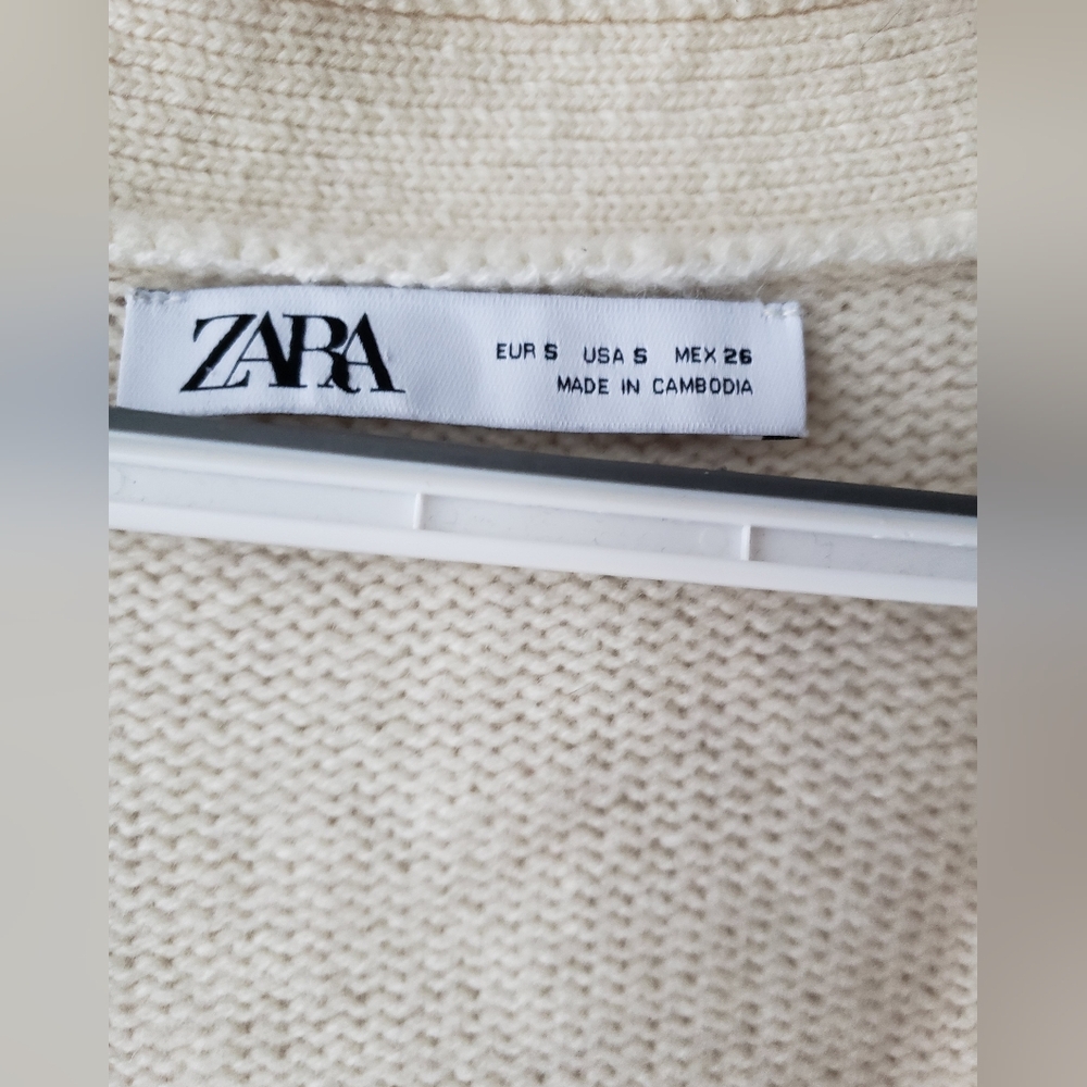 Zara 100% Wool Oversized Cream Button-Up Women's Sweater - Picture 4 of 12